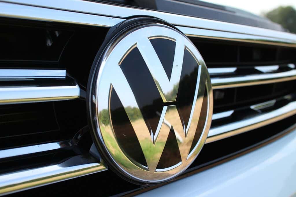 volkswagen logo